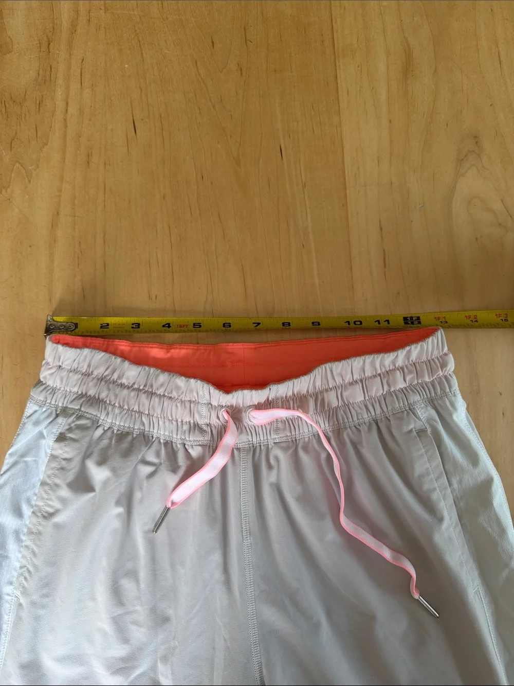 lululemon athletica Light Gray Jogger Pants with Pink Drawstring